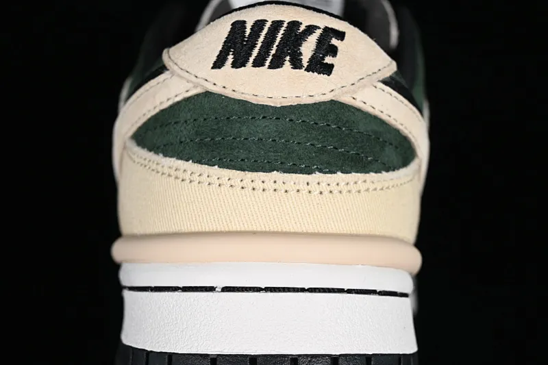 All categories Nk SB Dunk Series Nk SB Dunk Low low-top sneakers Otomo Katsuhiro x Nk SB Dunk Low washed denim canvas double hook Otomo Katsuhiro low-top casual sports skateboard shoes DZ2794-466